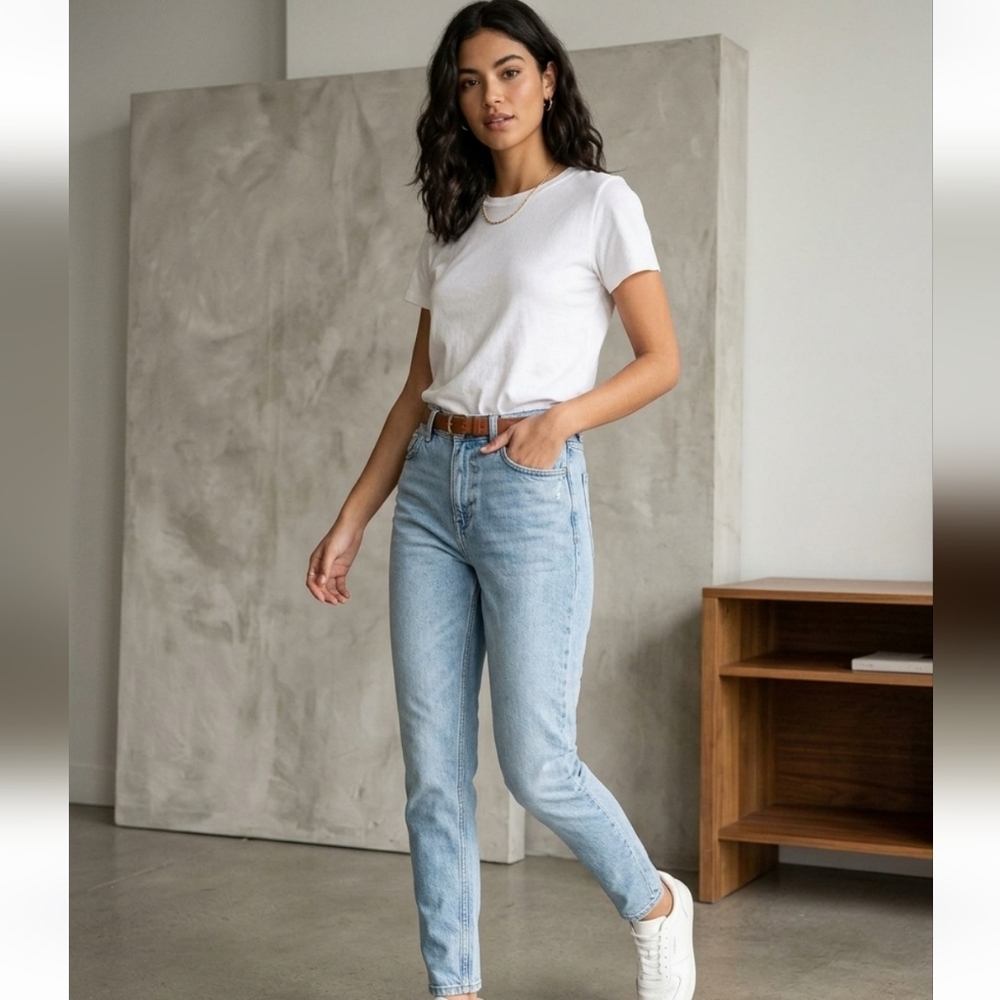 BDG Urban Outfitters Mom Straight Jeans Classic Style - Size 26 Great Condition